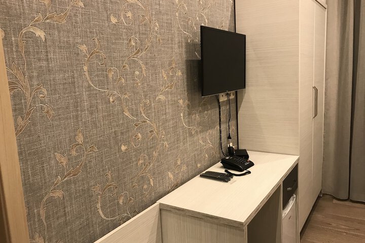 Room 42 of 72