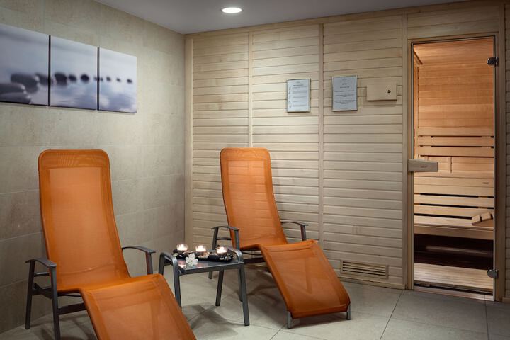 Spa 43 of 58