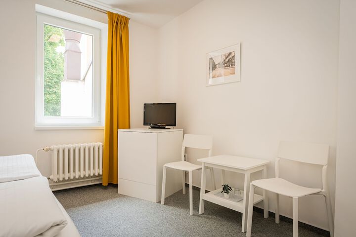Room 37 of 105