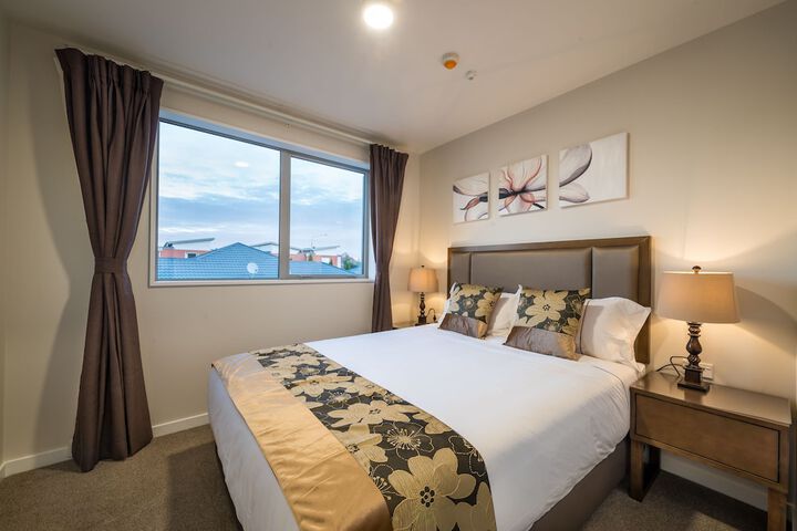 Room 8 of 36