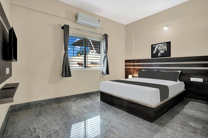 Room 14 of 33