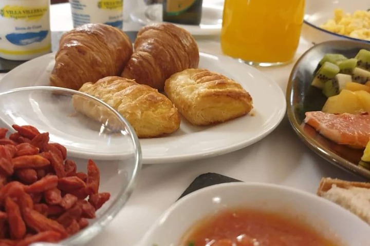 Breakfast/Coffee Service 53 of 70