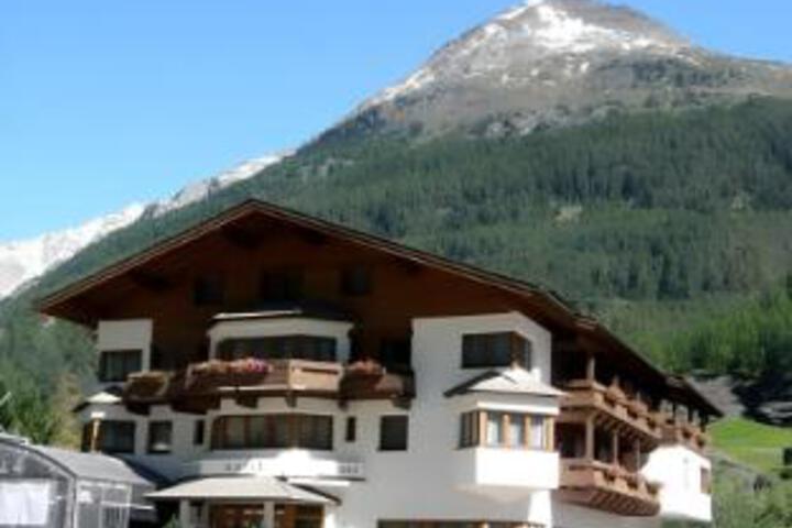 Hotel Backelar Wirt Superior Otztal Inside Sommer Card Partner