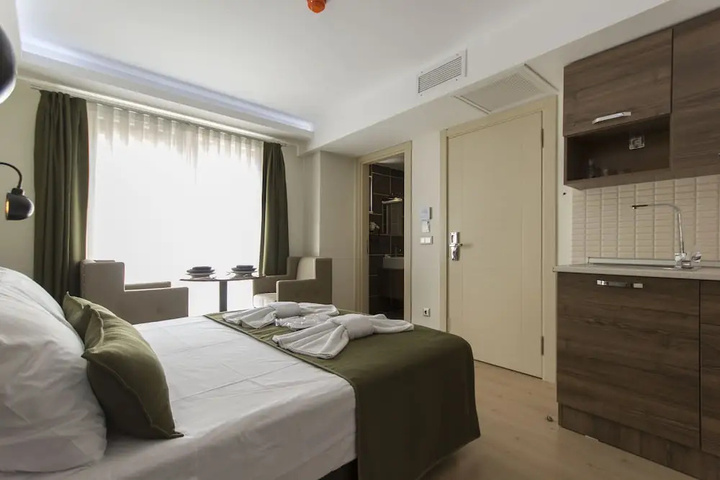 Room 5 of 21