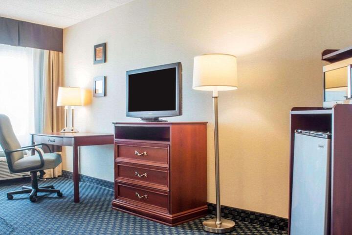 Room 40 of 76