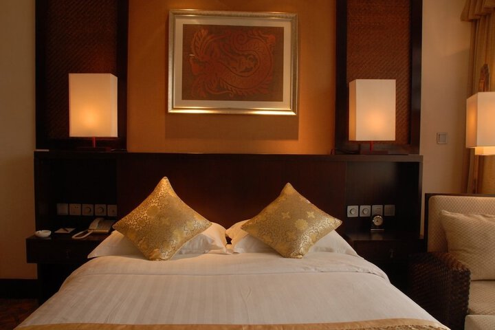 Room 16 of 35