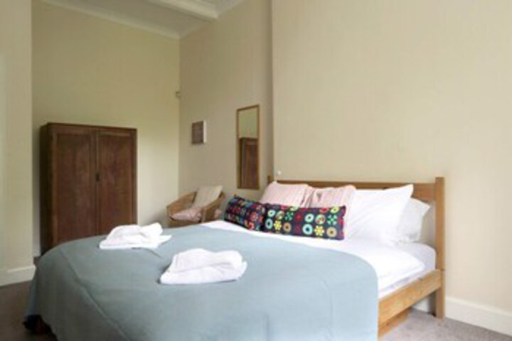 Room 40 of 40