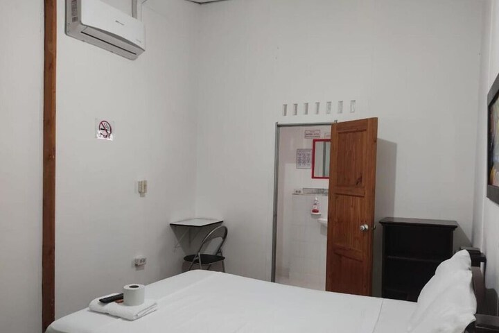 Room 4 of 22