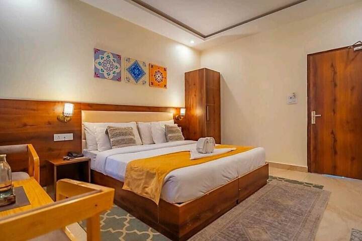 Room 20 of 36