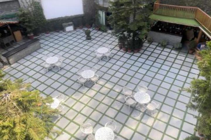 Photo 9