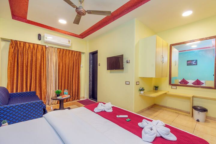 Room 10 of 27
