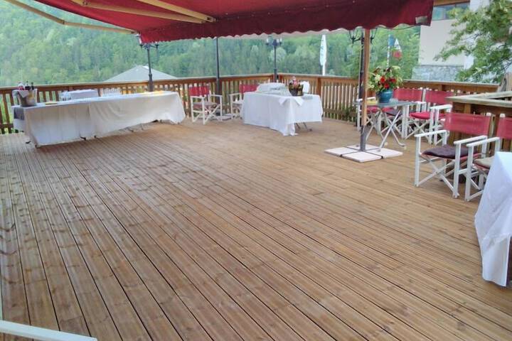 Terrace/Patio 68 of 71