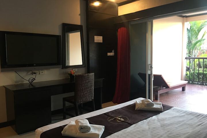 Room 13 of 49