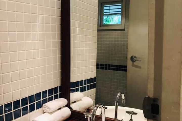 Room 22 of 44