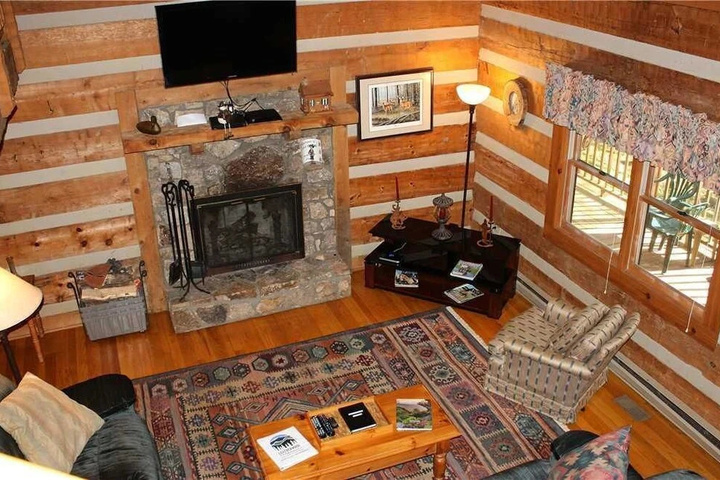 Room 11 of 23