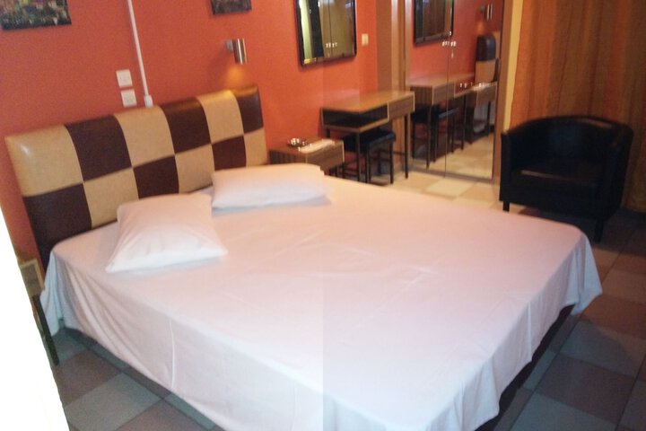Room 10 of 55