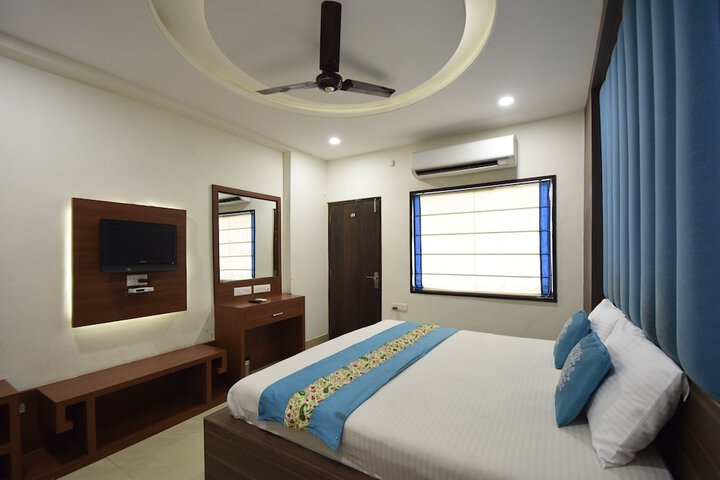Room 12 of 23