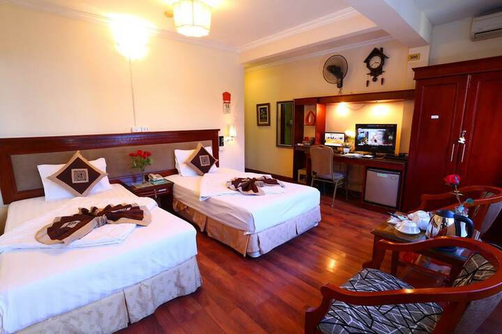 Room 7 of 22