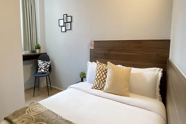 Room 16 of 39