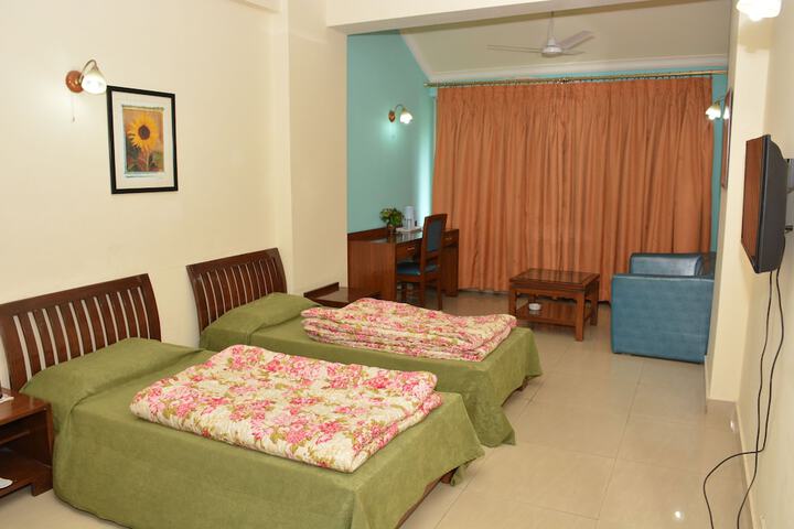 Room 9 of 21