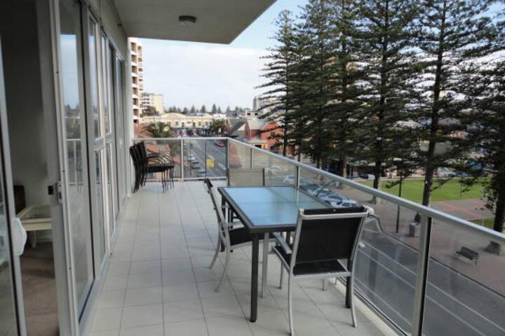 Hotel View 86 of 120