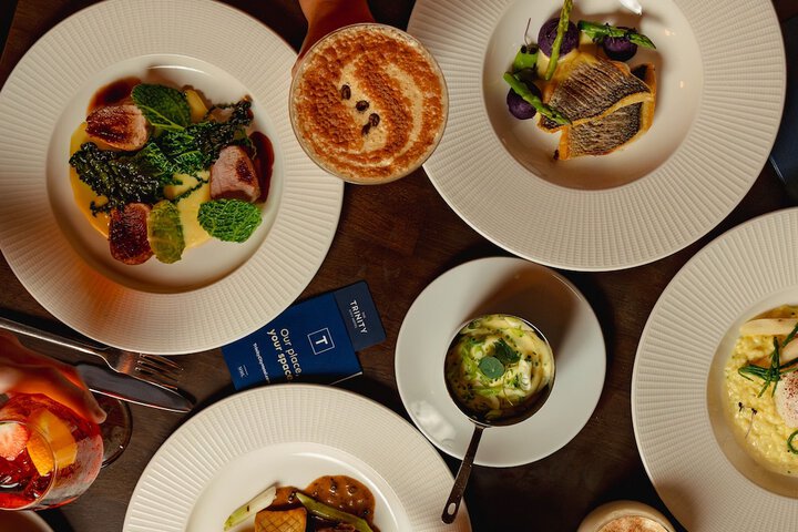 Dining 60 of 83