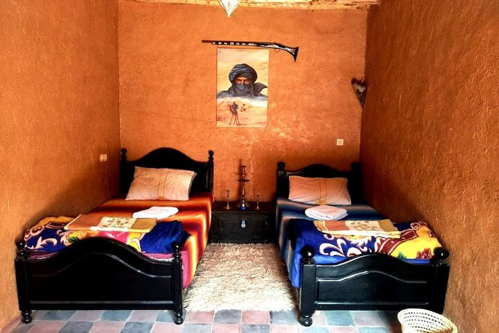 Room 2 of 31