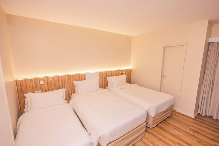 Room 22 of 57