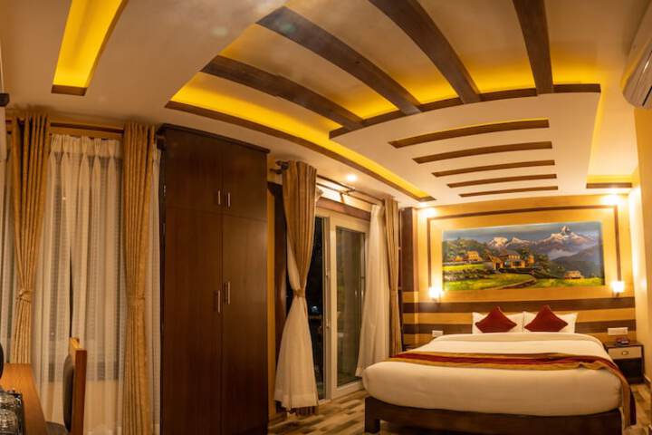 Room 2 of 12