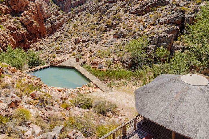 Pool 73 of 114