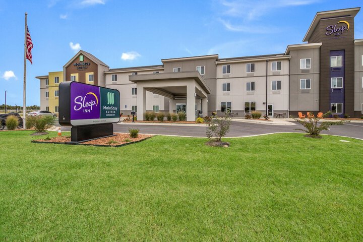 Sleep Inn at Discovery Park of America in Union City, TN