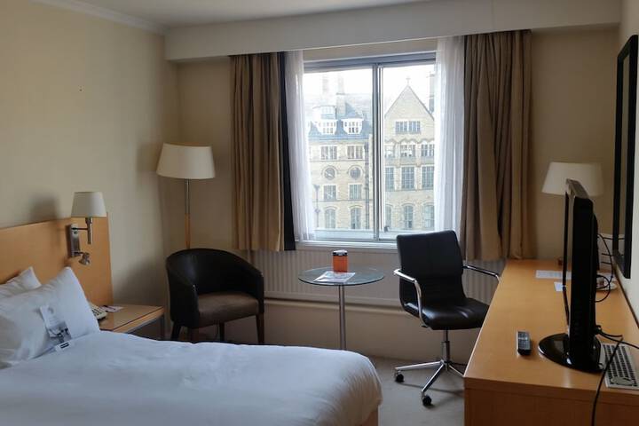 Room 7 of 45