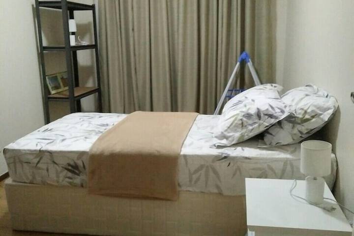 Room 5 of 19