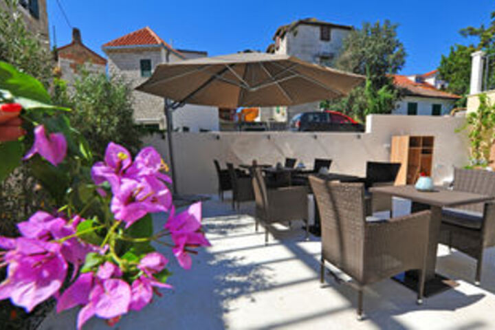 Terrace/Patio 176 of 183