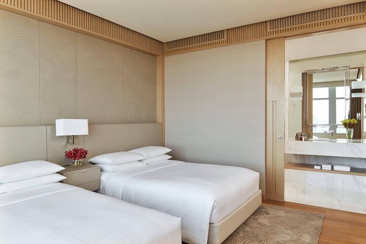 Room 26 of 124