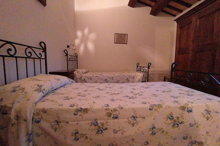 Room 11 of 42