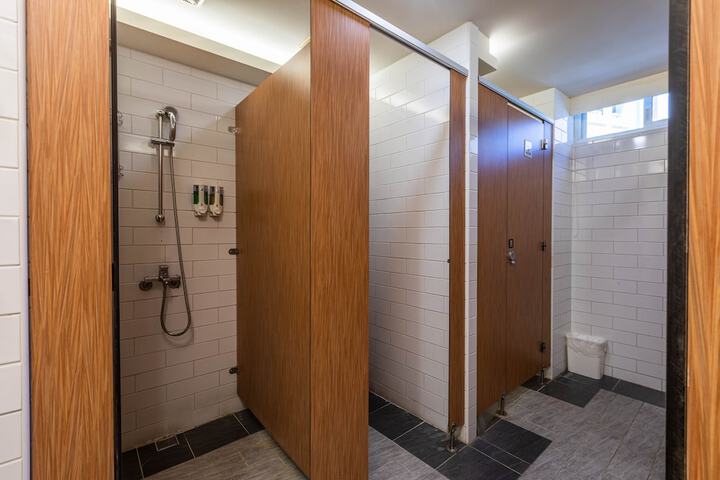Clean Restrooms