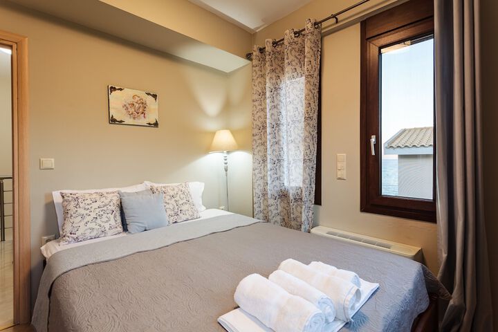 Room 2 of 21