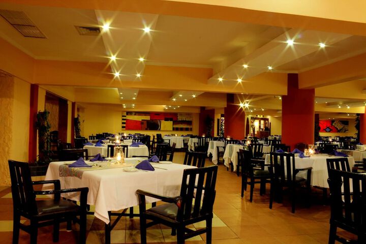 Dining 57 of 83