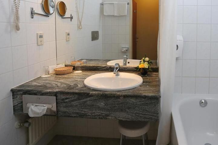 Suite Room