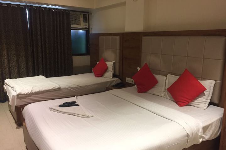 Room 44 of 90