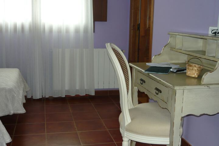 Room 16 of 37