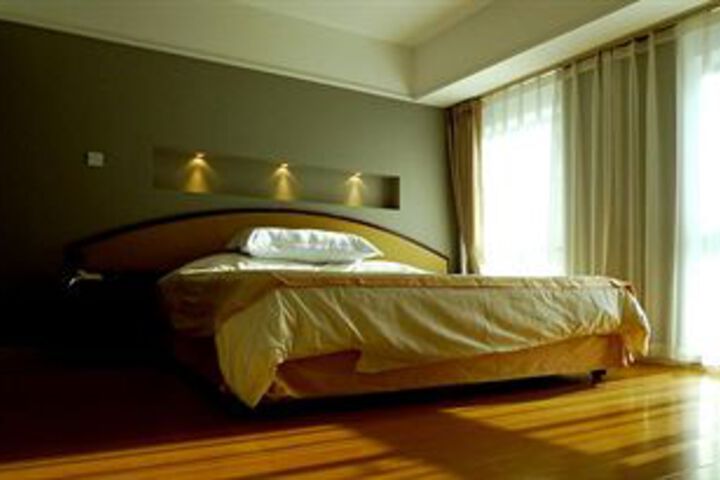 Room 7 of 23