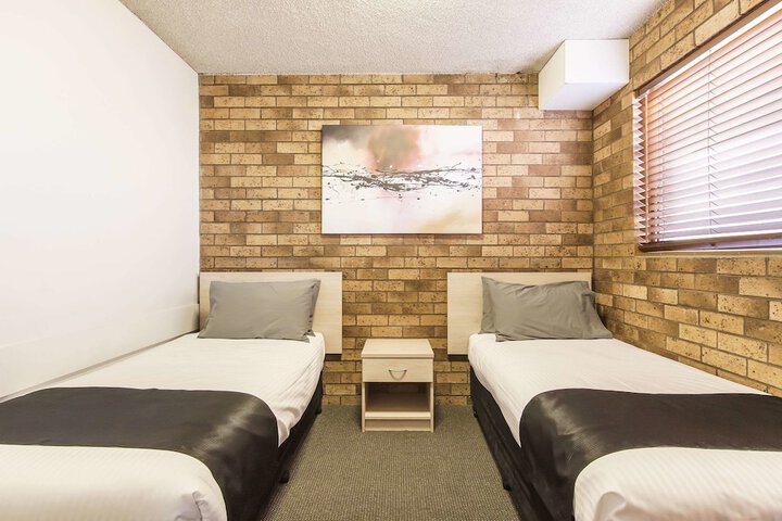 Room 20 of 42