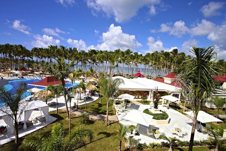 Pools & Facilities