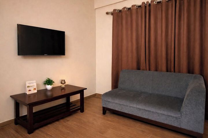 Room 28 of 43
