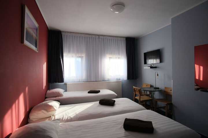 Room 56 of 82