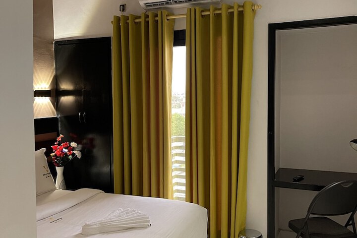 Room 21 of 54