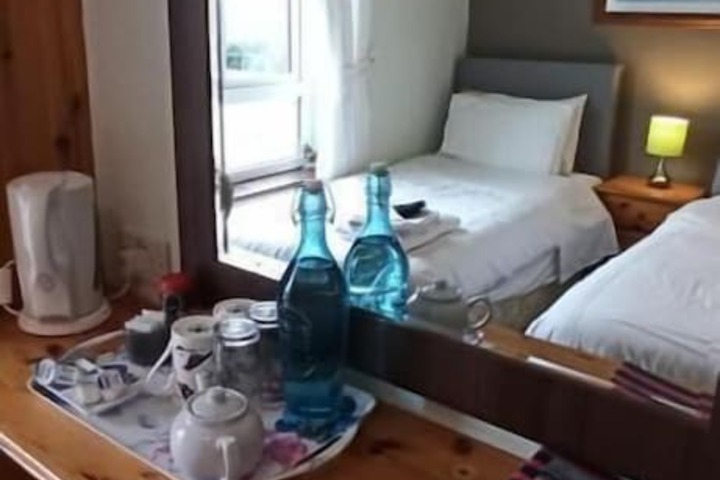 Room 11 of 46