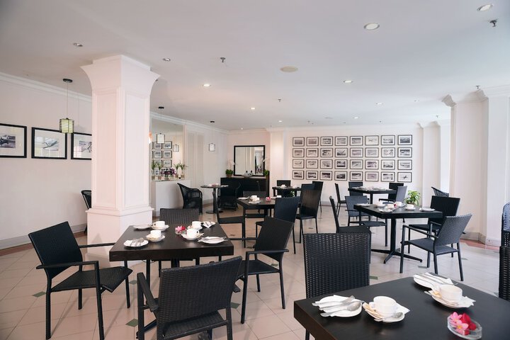 Dining Photos